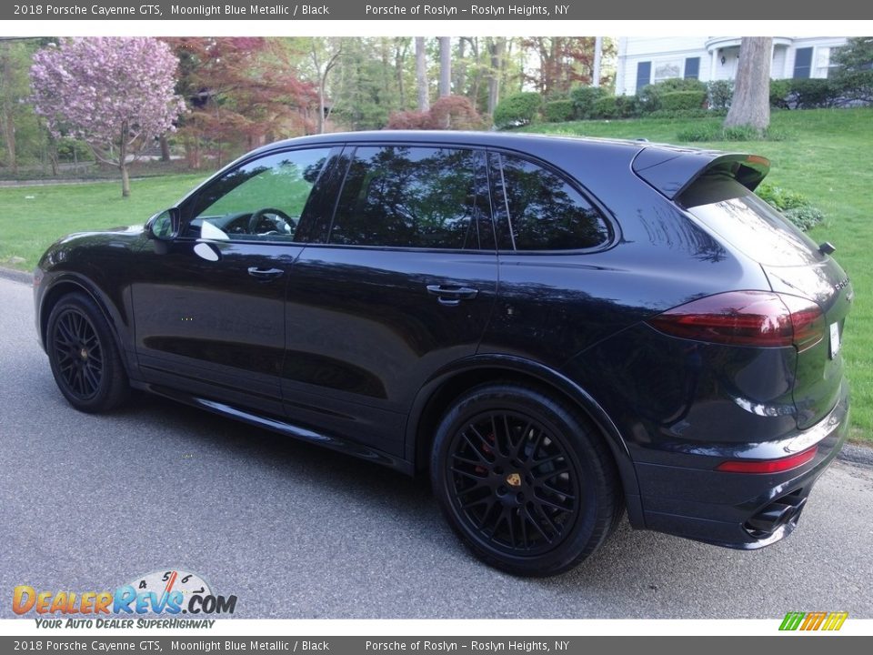 2018 Porsche Cayenne GTS Moonlight Blue Metallic / Black Photo #4