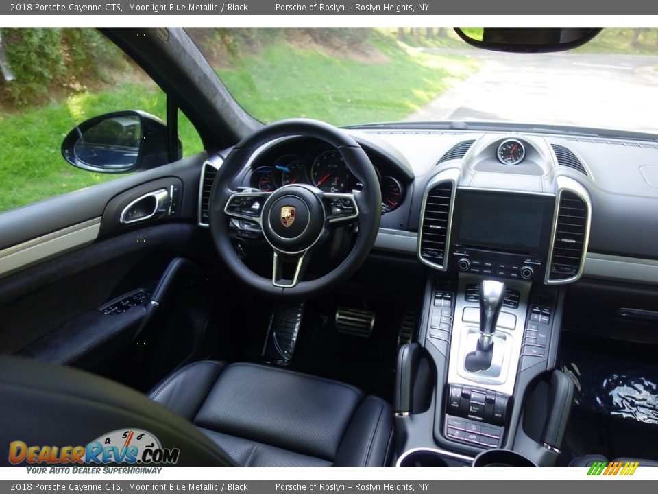 2018 Porsche Cayenne GTS Moonlight Blue Metallic / Black Photo #13