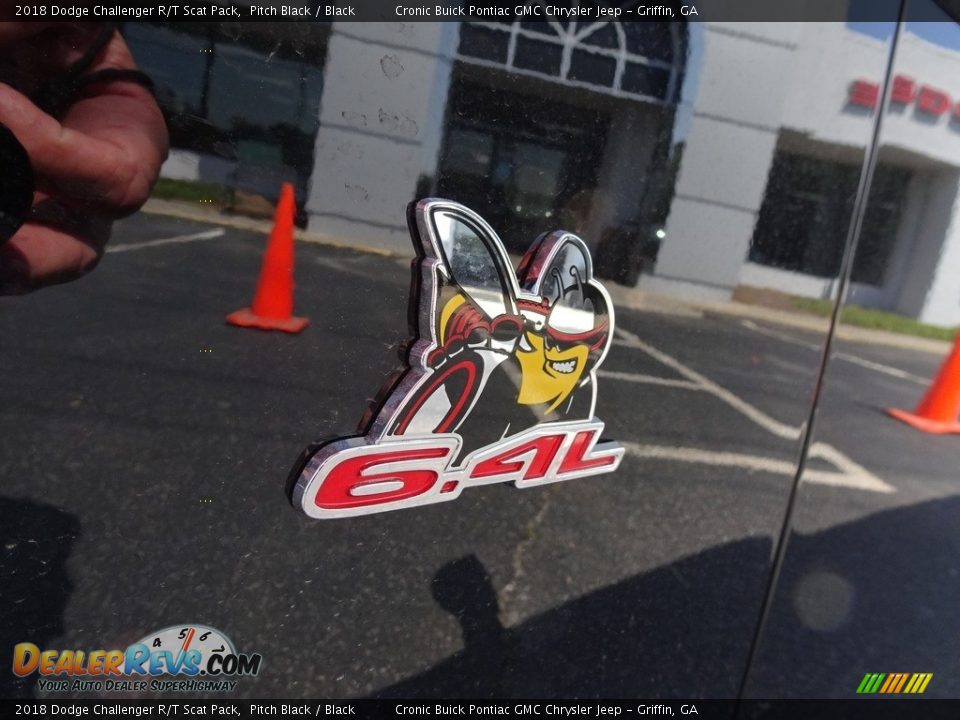 2018 Dodge Challenger R/T Scat Pack Pitch Black / Black Photo #9