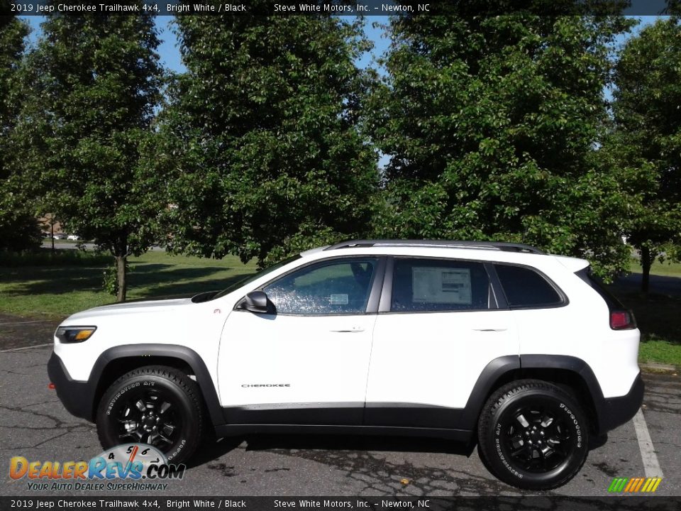 2019 Jeep Cherokee Trailhawk 4x4 Bright White / Black Photo #1