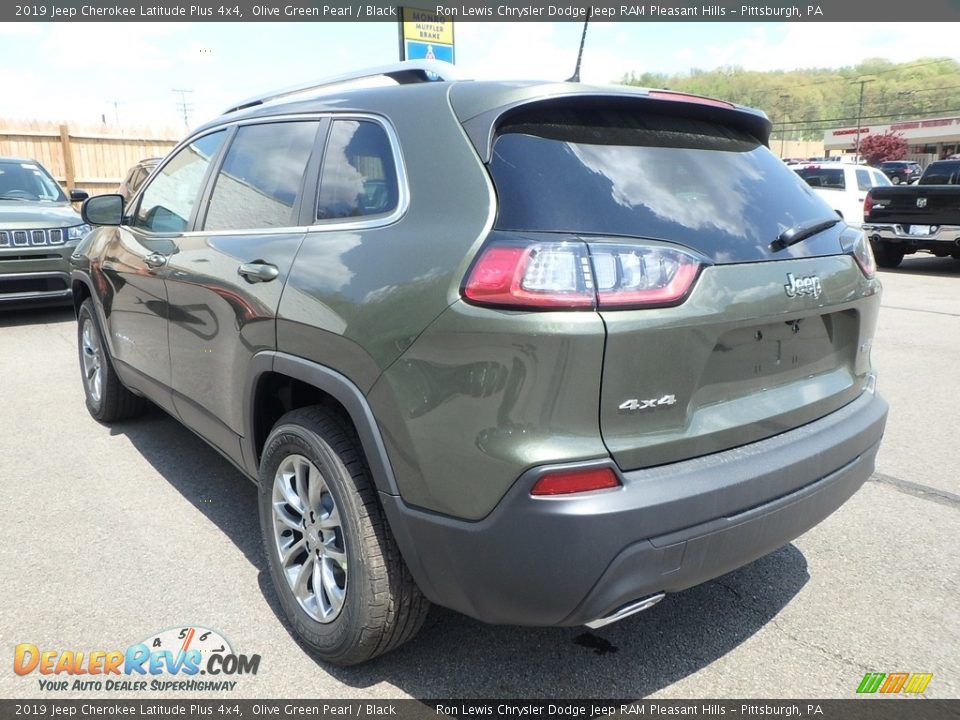 2019 Jeep Cherokee Latitude Plus 4x4 Olive Green Pearl / Black Photo #3