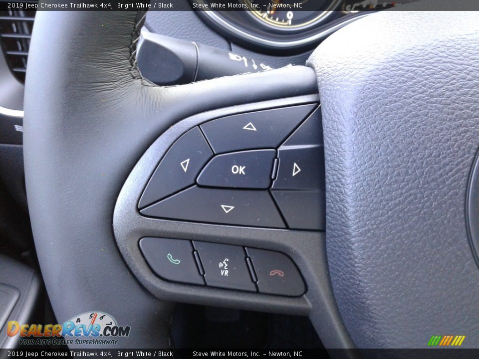 2019 Jeep Cherokee Trailhawk 4x4 Bright White / Black Photo #16