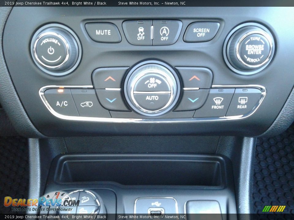 2019 Jeep Cherokee Trailhawk 4x4 Bright White / Black Photo #26