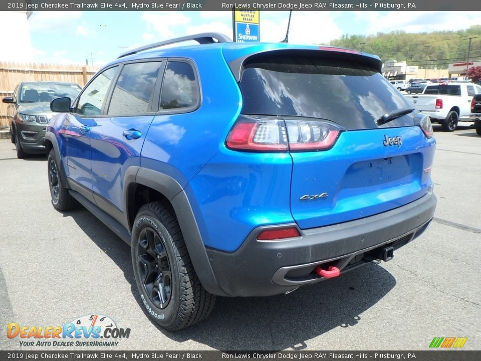 2019 Jeep Cherokee Trailhawk Elite 4x4 Hydro Blue Pearl / Black Photo #3