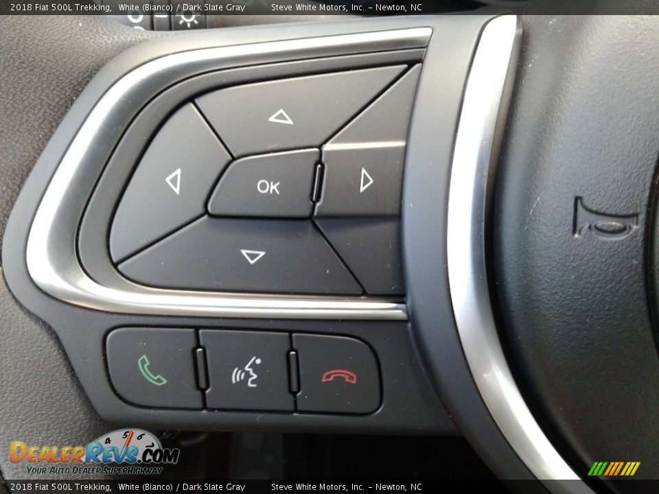 2018 Fiat 500L Trekking White (Bianco) / Dark Slate Gray Photo #17