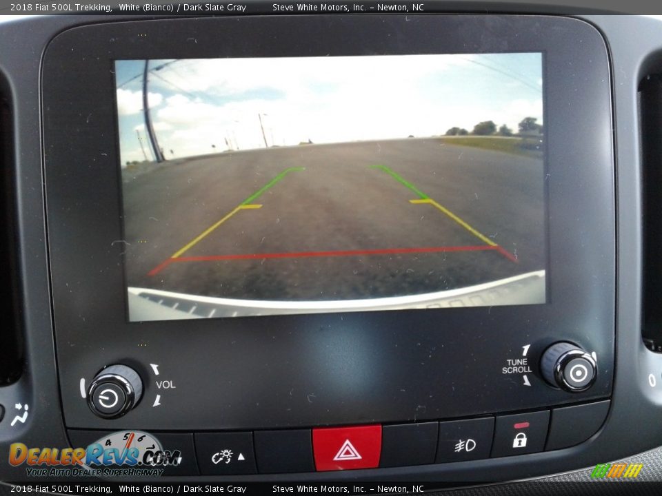 2018 Fiat 500L Trekking White (Bianco) / Dark Slate Gray Photo #22