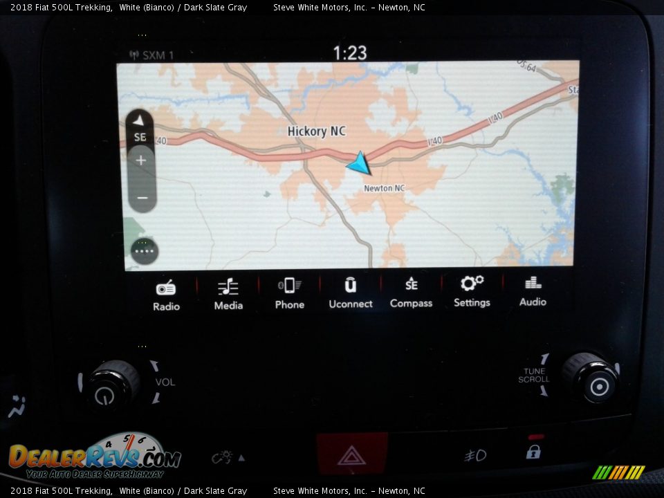 2018 Fiat 500L Trekking White (Bianco) / Dark Slate Gray Photo #23