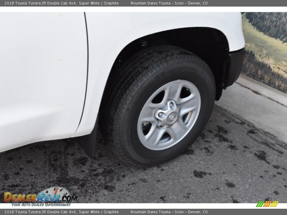 2018 Toyota Tundra SR Double Cab 4x4 Super White / Graphite Photo #35