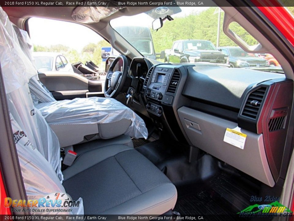 2018 Ford F150 XL Regular Cab Race Red / Earth Gray Photo #24