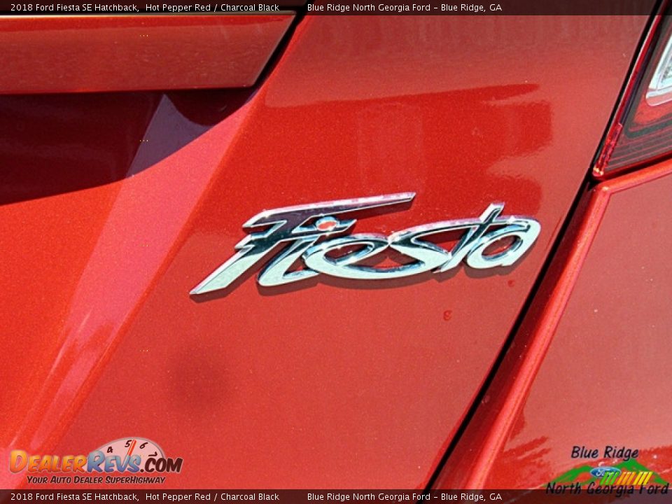 2018 Ford Fiesta SE Hatchback Hot Pepper Red / Charcoal Black Photo #33