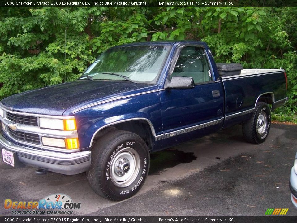 2000 Chevrolet Silverado 2500 LS Regular Cab Indigo Blue Metallic / Graphite Photo #2