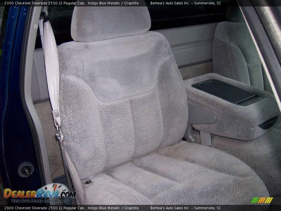 2000 Chevrolet Silverado 2500 LS Regular Cab Indigo Blue Metallic / Graphite Photo #12