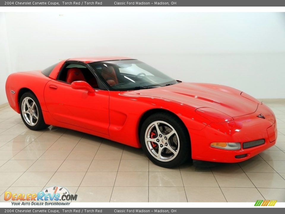 2004 Chevrolet Corvette Coupe Torch Red / Torch Red Photo #1
