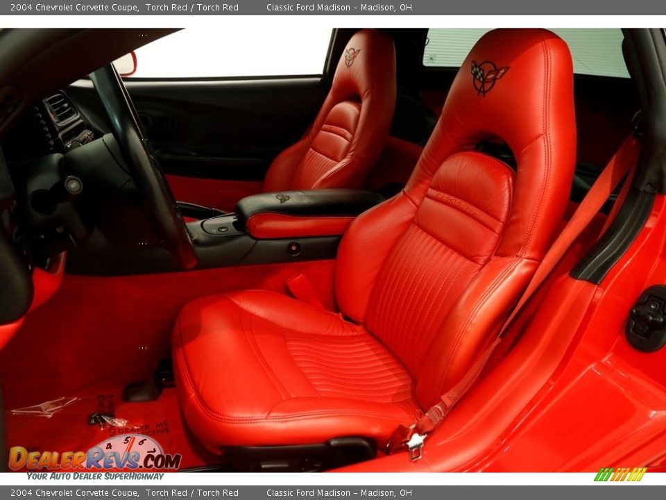2004 Chevrolet Corvette Coupe Torch Red / Torch Red Photo #6