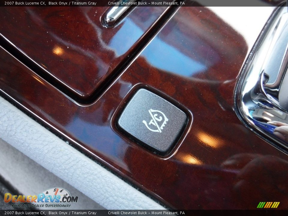 2007 Buick Lucerne CX Black Onyx / Titanium Gray Photo #17