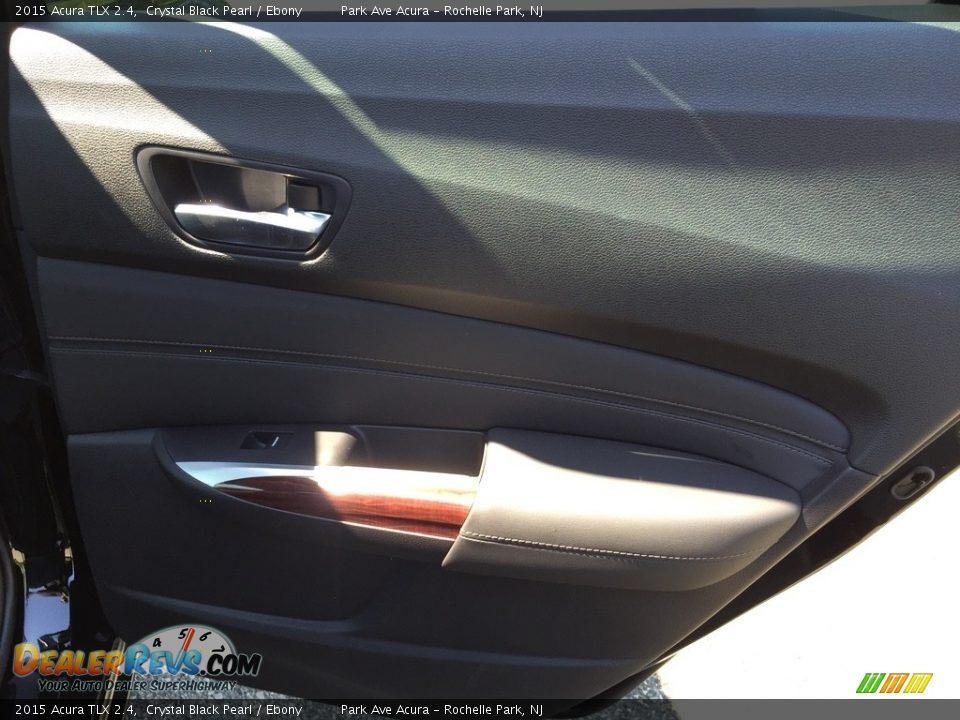 2015 Acura TLX 2.4 Crystal Black Pearl / Ebony Photo #23