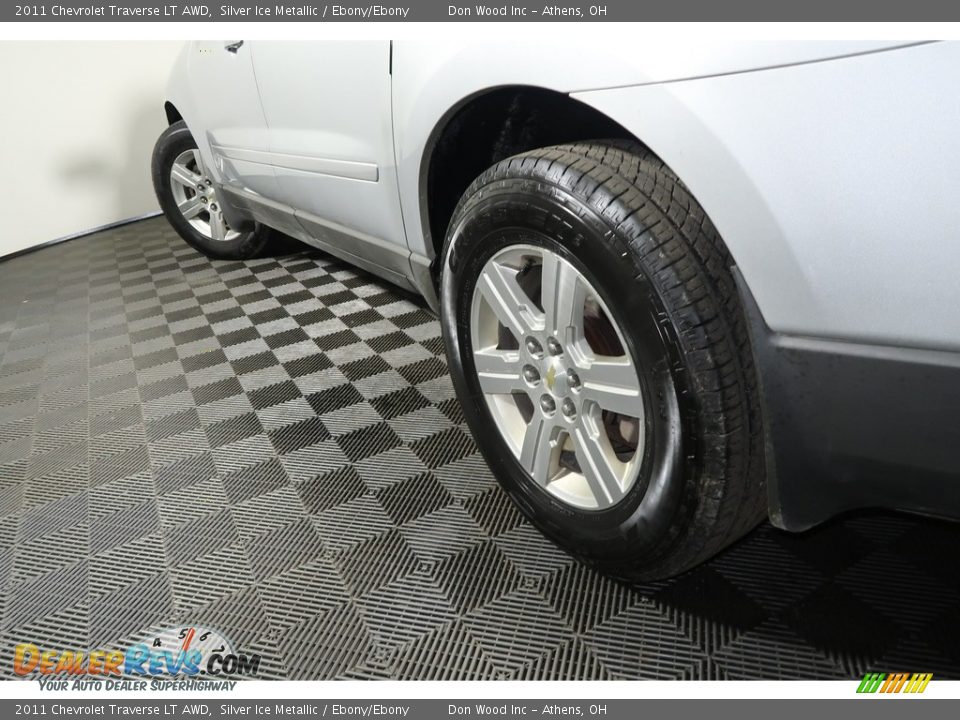 2011 Chevrolet Traverse LT AWD Silver Ice Metallic / Ebony/Ebony Photo #20