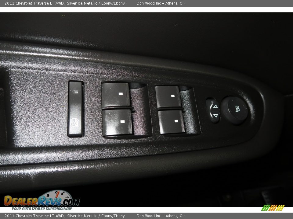 2011 Chevrolet Traverse LT AWD Silver Ice Metallic / Ebony/Ebony Photo #32