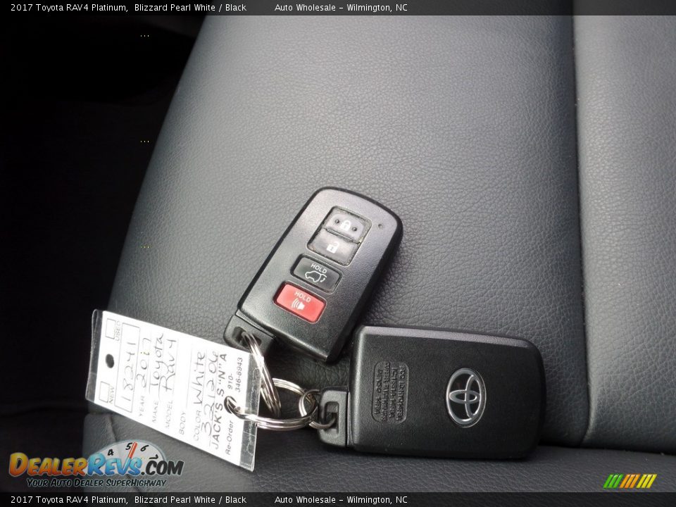 2017 Toyota RAV4 Platinum Blizzard Pearl White / Black Photo #20
