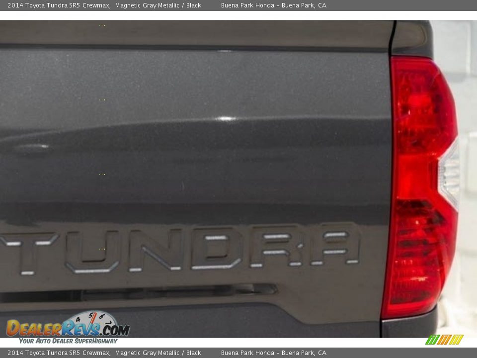2014 Toyota Tundra SR5 Crewmax Magnetic Gray Metallic / Black Photo #13