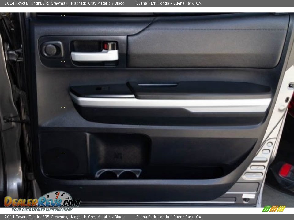 2014 Toyota Tundra SR5 Crewmax Magnetic Gray Metallic / Black Photo #30
