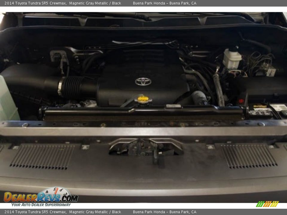2014 Toyota Tundra SR5 Crewmax Magnetic Gray Metallic / Black Photo #32