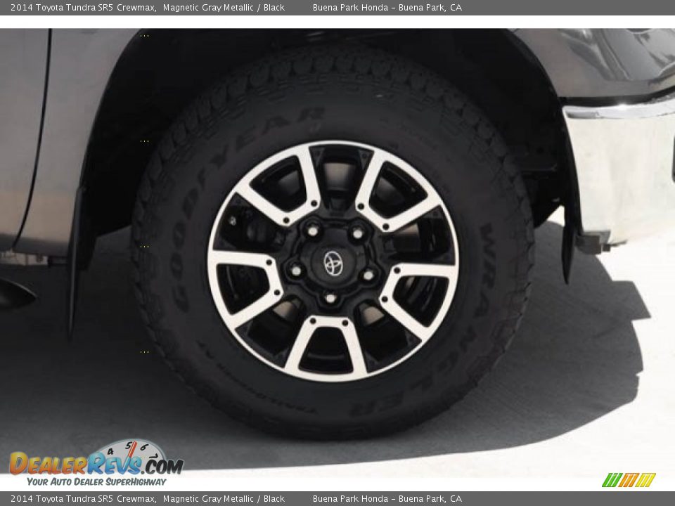 2014 Toyota Tundra SR5 Crewmax Magnetic Gray Metallic / Black Photo #36