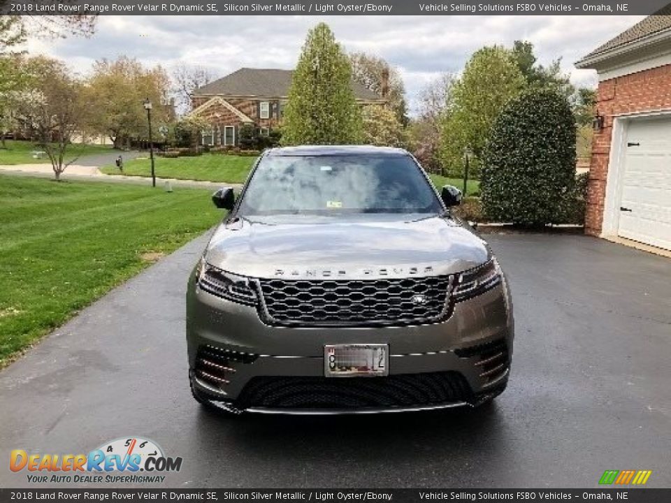 2018 Land Rover Range Rover Velar R Dynamic SE Silicon Silver Metallic / Light Oyster/Ebony Photo #3