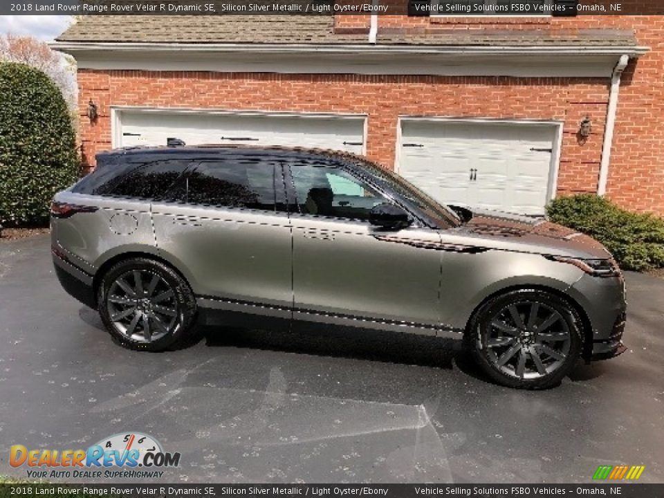 2018 Land Rover Range Rover Velar R Dynamic SE Silicon Silver Metallic / Light Oyster/Ebony Photo #6