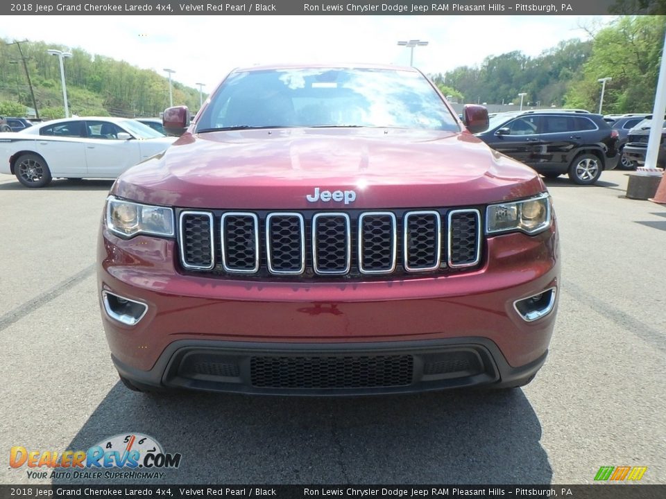 2018 Jeep Grand Cherokee Laredo 4x4 Velvet Red Pearl / Black Photo #8
