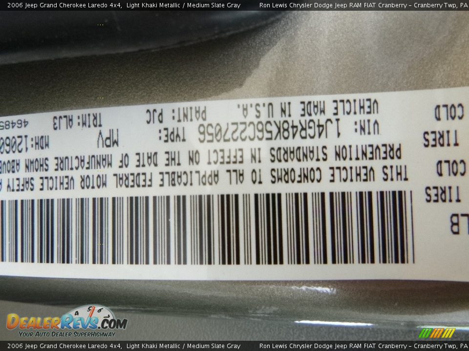 2006 Jeep Grand Cherokee Laredo 4x4 Light Khaki Metallic / Medium Slate Gray Photo #15