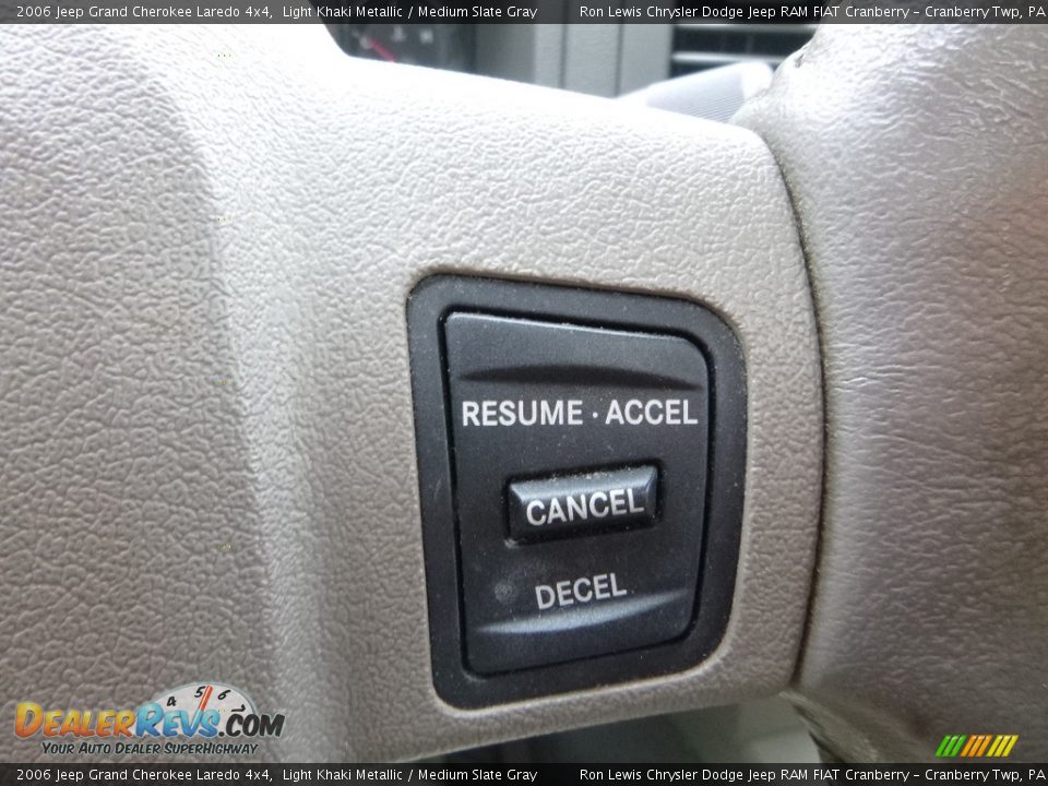 2006 Jeep Grand Cherokee Laredo 4x4 Light Khaki Metallic / Medium Slate Gray Photo #19