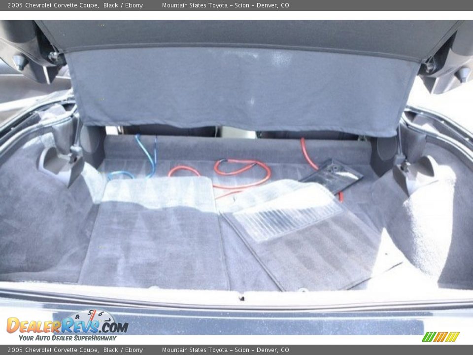 2005 Chevrolet Corvette Coupe Black / Ebony Photo #26