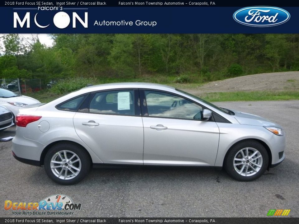 2018 Ford Focus SE Sedan Ingot Silver / Charcoal Black Photo #1