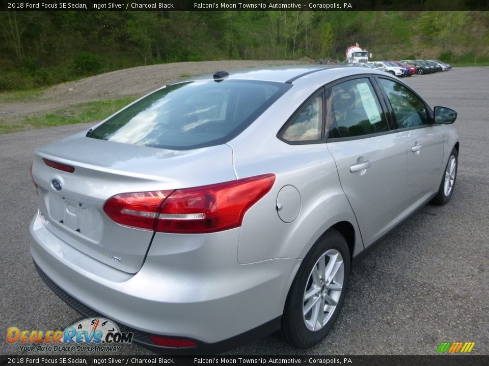 2018 Ford Focus SE Sedan Ingot Silver / Charcoal Black Photo #2