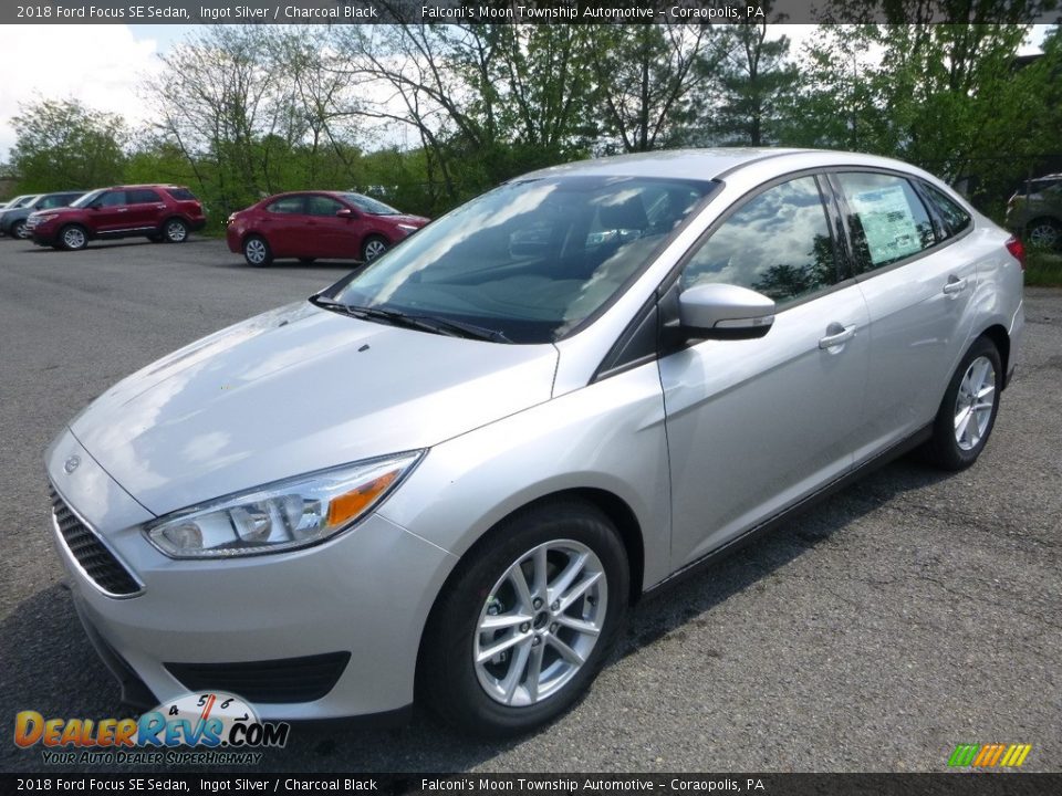2018 Ford Focus SE Sedan Ingot Silver / Charcoal Black Photo #5