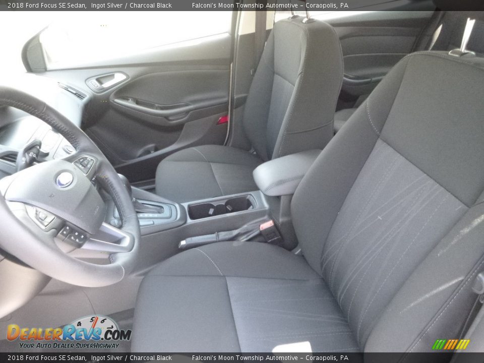 2018 Ford Focus SE Sedan Ingot Silver / Charcoal Black Photo #11