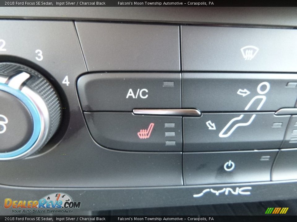 2018 Ford Focus SE Sedan Ingot Silver / Charcoal Black Photo #14