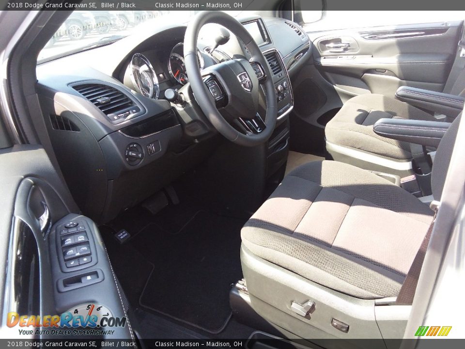 2018 Dodge Grand Caravan SE Billet / Black Photo #3
