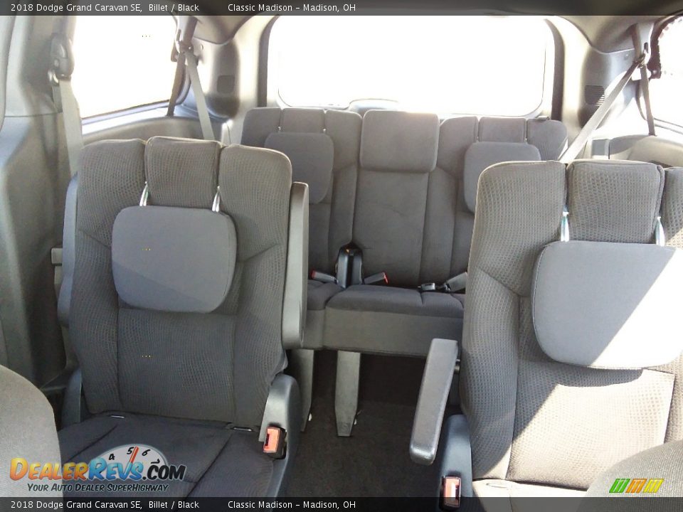 2018 Dodge Grand Caravan SE Billet / Black Photo #4