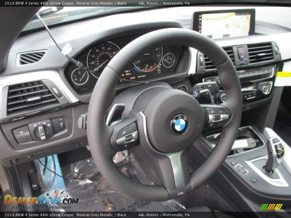 2019 BMW 4 Series 440i xDrive Coupe Steering Wheel Photo #14