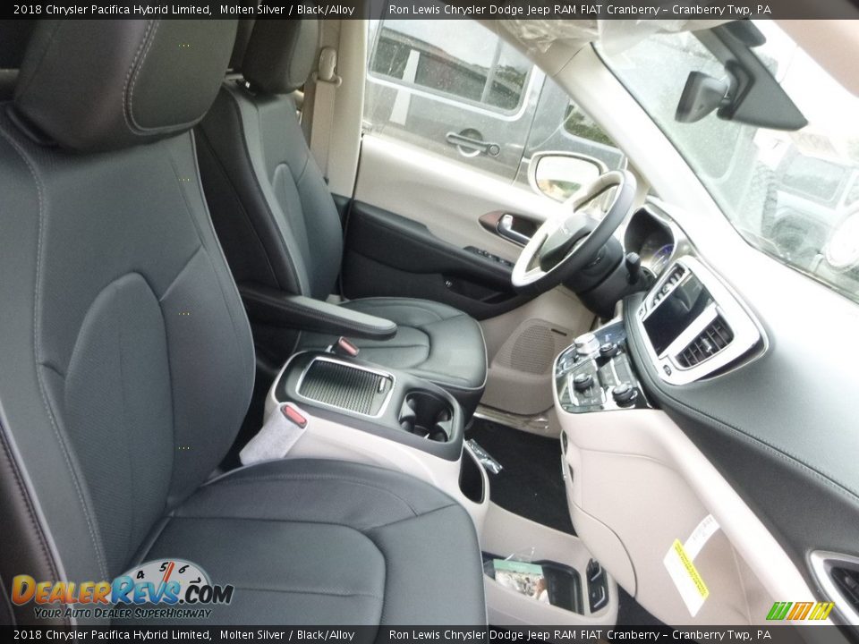 Front Seat of 2018 Chrysler Pacifica Hybrid Limited Photo #10