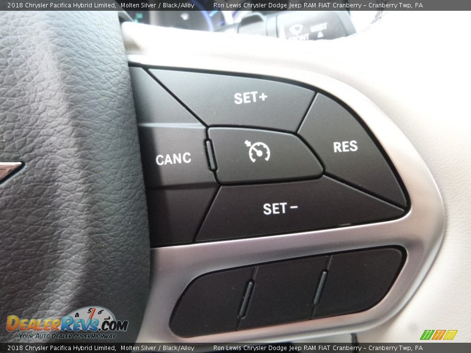 2018 Chrysler Pacifica Hybrid Limited Steering Wheel Photo #19