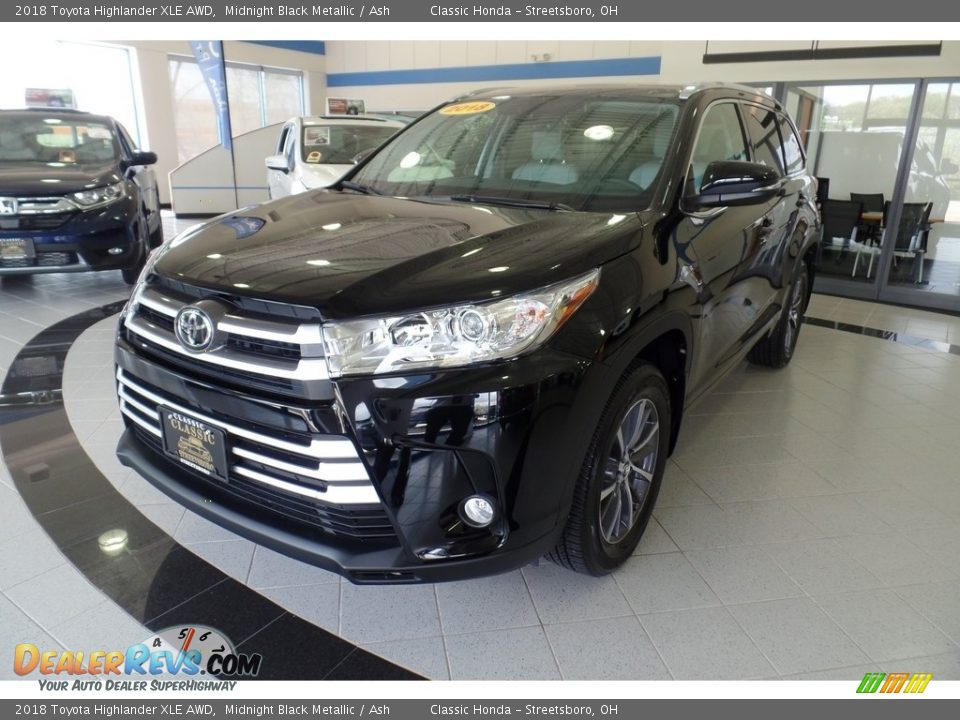 2018 Toyota Highlander XLE AWD Midnight Black Metallic / Ash Photo #1