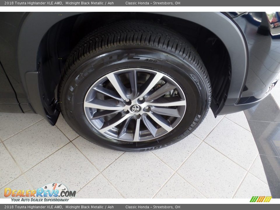2018 Toyota Highlander XLE AWD Midnight Black Metallic / Ash Photo #5