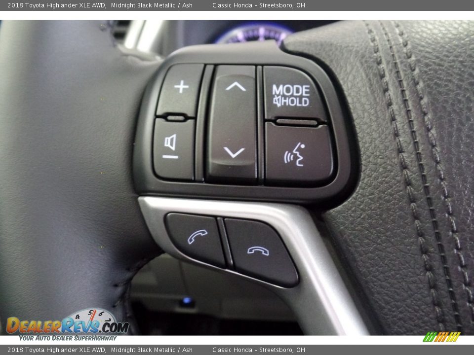 2018 Toyota Highlander XLE AWD Midnight Black Metallic / Ash Photo #34
