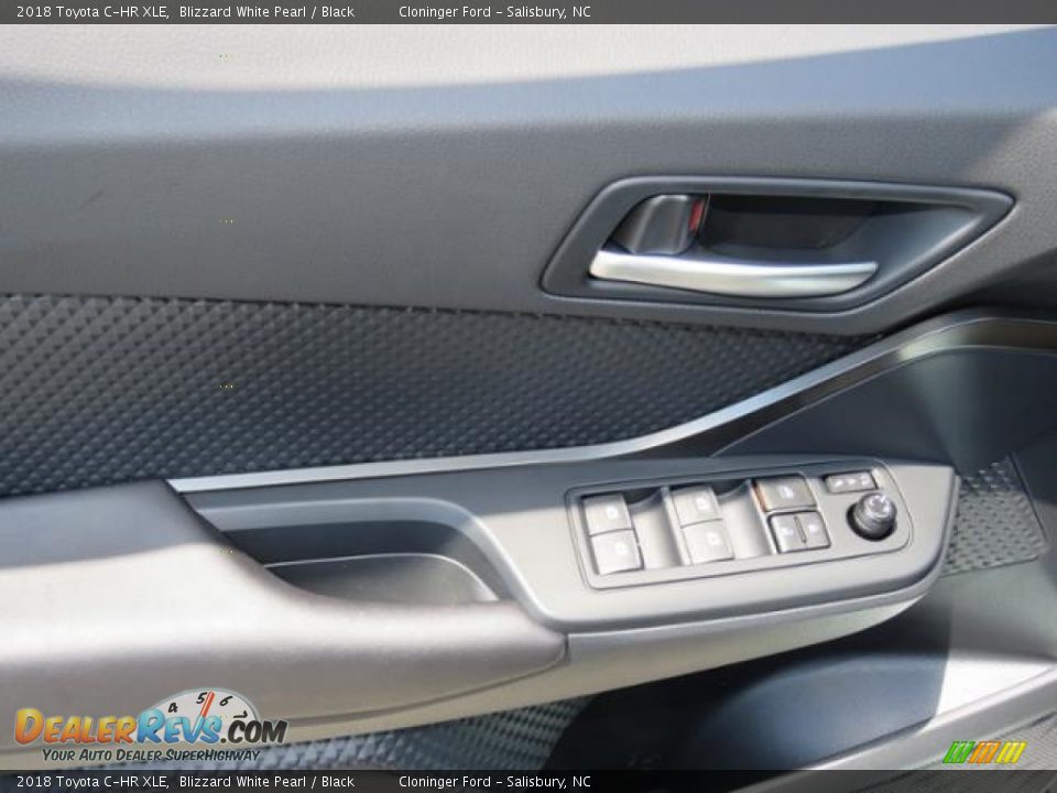2018 Toyota C-HR XLE Blizzard White Pearl / Black Photo #8