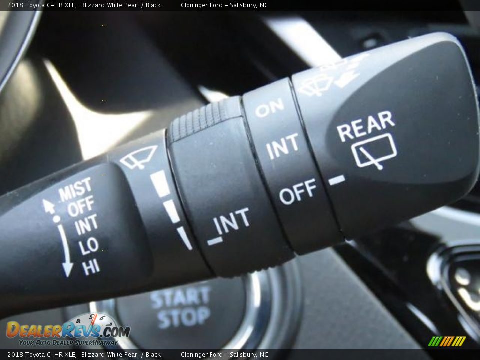 2018 Toyota C-HR XLE Blizzard White Pearl / Black Photo #17