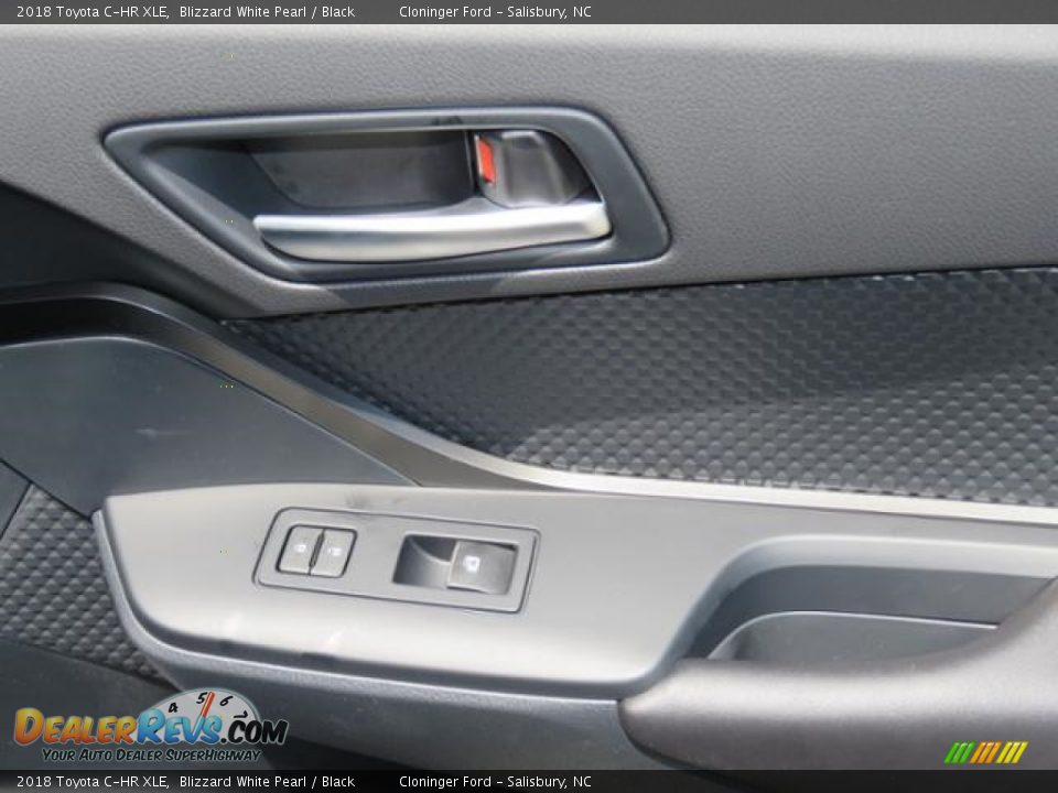 2018 Toyota C-HR XLE Blizzard White Pearl / Black Photo #22