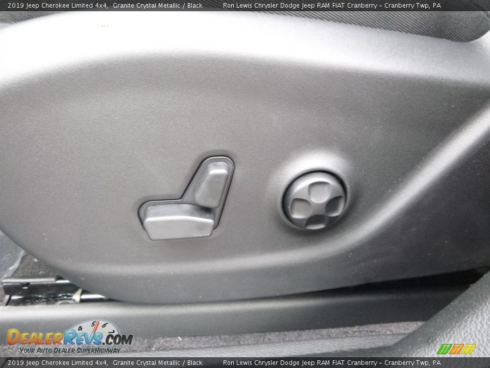 2019 Jeep Cherokee Limited 4x4 Granite Crystal Metallic / Black Photo #11